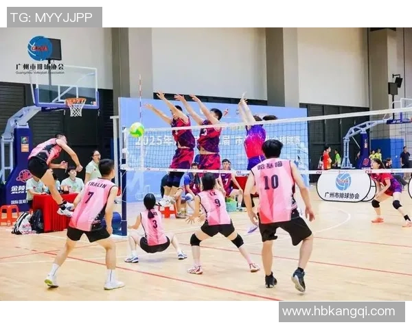 广州排球队在洲际杯中的耐力展现与战术分析 广州排球队在洲际杯中的耐力展现与战术分析