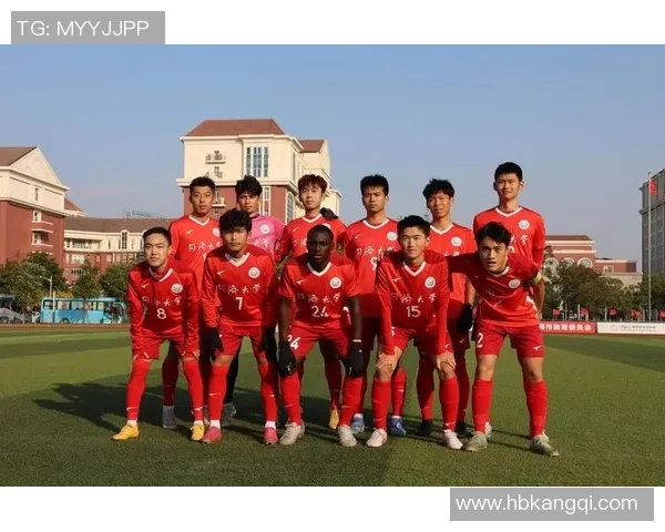 同济大学足球明星的成长之路与辉煌成就探秘