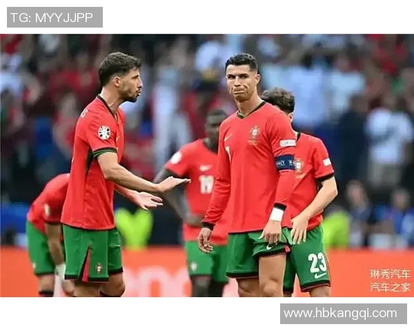 足球明星贴纸的秘密:轻松贴附不留痕迹的完美体验 足球明星贴纸的秘密:轻松贴附不留痕迹的完美体验